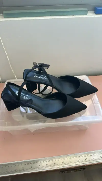 Zapatos de tacón negro con lazo Call It Spring - miniatura 1