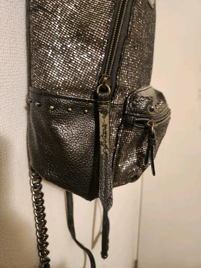 Mochila brillante Victoria's Secret negra - 4