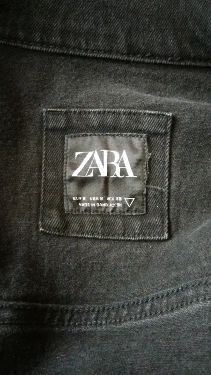 Chaqueta de mezclilla negra Zara para hombre - 3