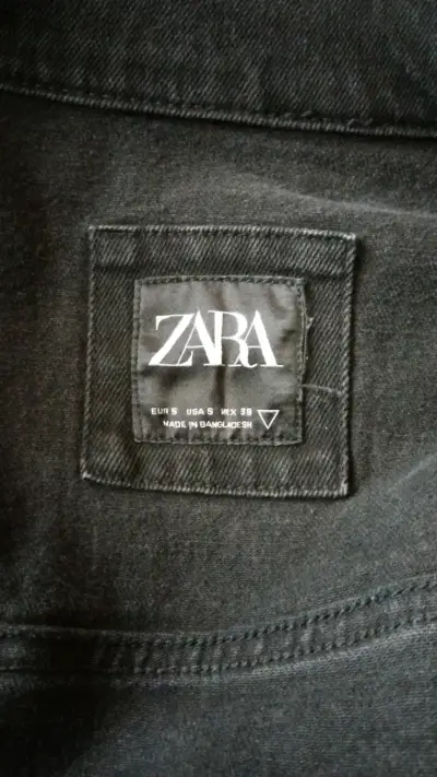 Chaqueta de mezclilla negra Zara para hombre - miniatura 3