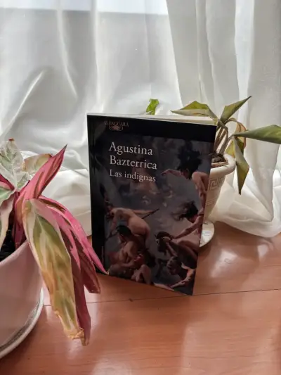 Libro 'Las Indignas' de Agustina Bazterrica - miniatura 1