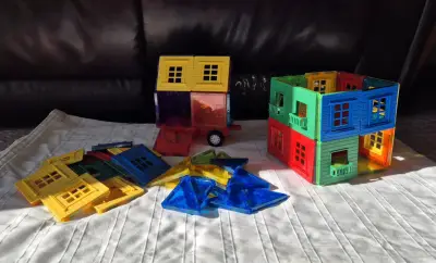 Set de bloques magnéticos para construcción - miniatura 1