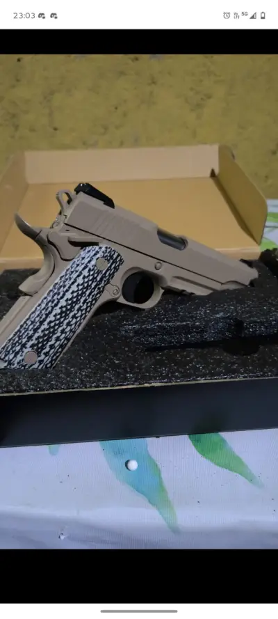 M1911 Airsoft, + 1 mag + GAS (Un poco usado) - miniatura 3
