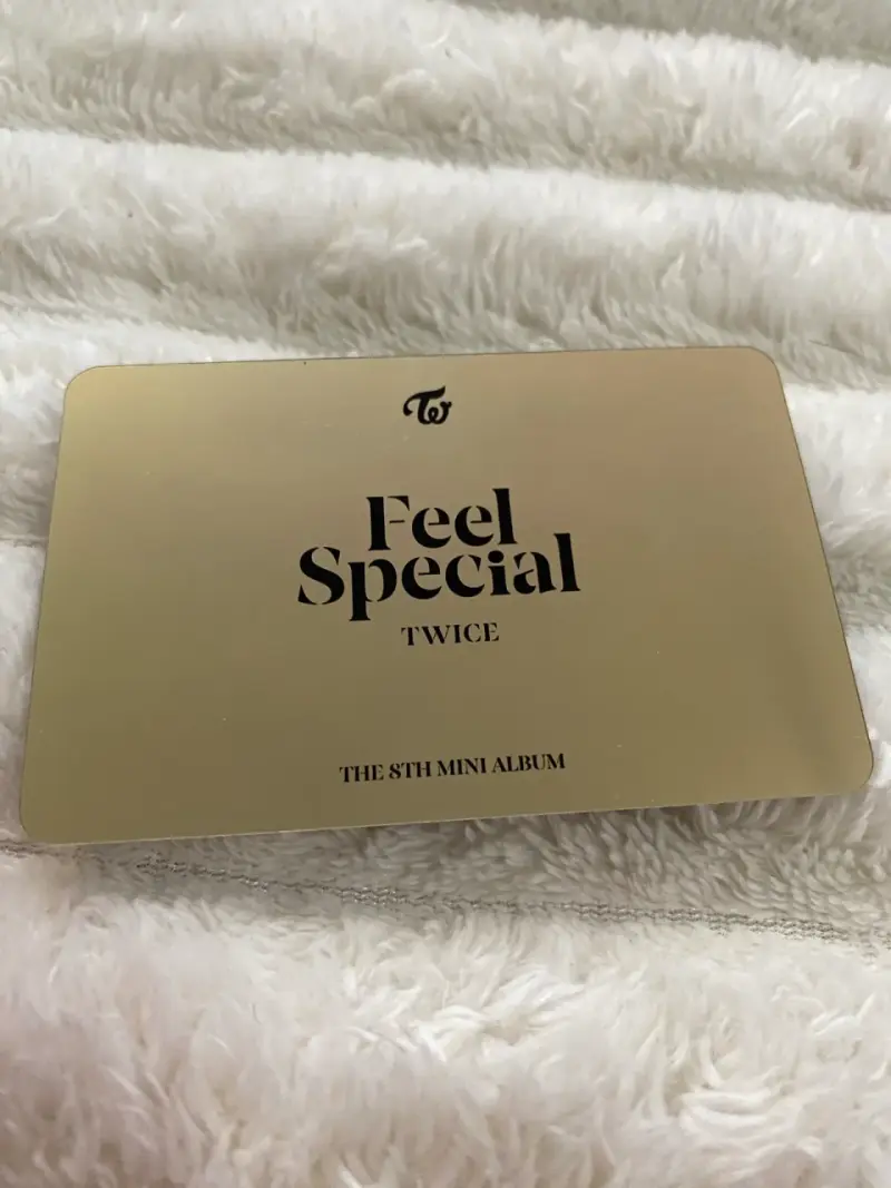 Photocard dorada sana feel special - Twice 🎀 - 2