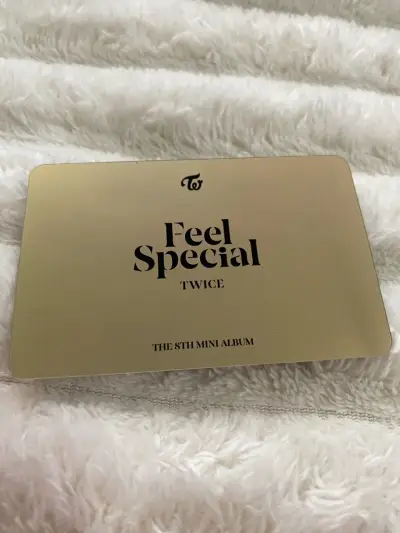 Photocard dorada sana feel special - Twice 🎀 - miniatura 2