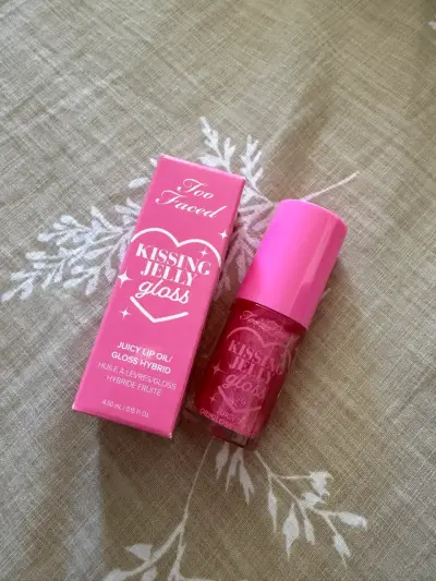 Gloss Kissing Jelly, Too Faced - Bubble Gum - miniatura 1