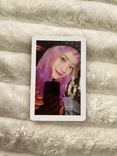 Photocard dahyun twice (detalles visibles) - miniatura 1