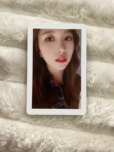 Photocard mina yes or yes - Twice 🎀 - miniatura 1