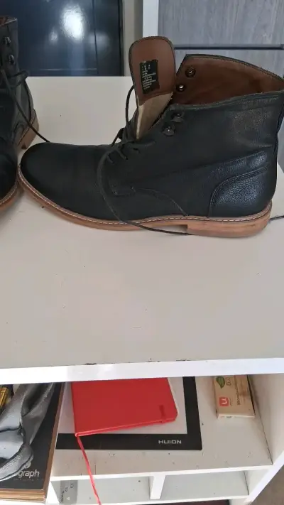 Botines de cuero negro para hombre - miniatura 2