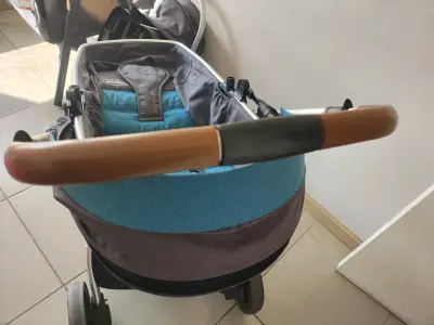 Coche y silla de auto Bebesit azul - miniatura 4