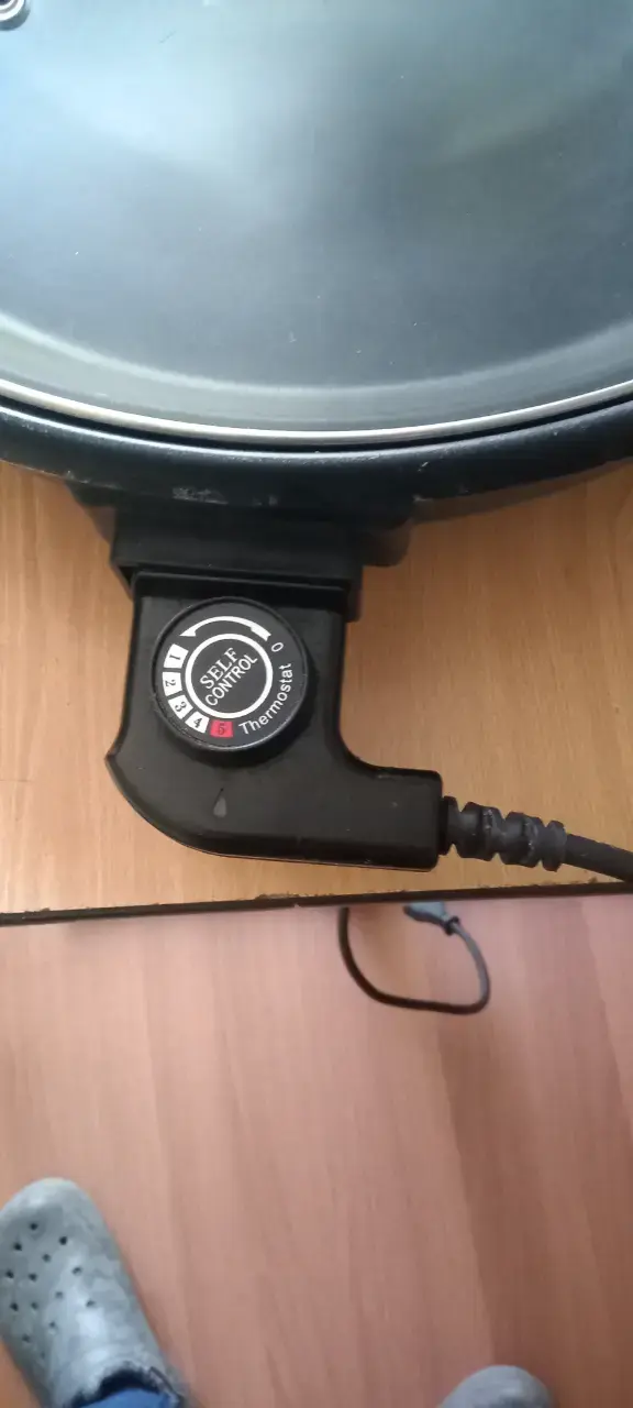 Cacerola eléctrica para pizza Eurosun 1500W - 5