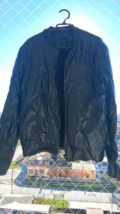 Chaqueta de cuero negra para hombre - miniatura 1
