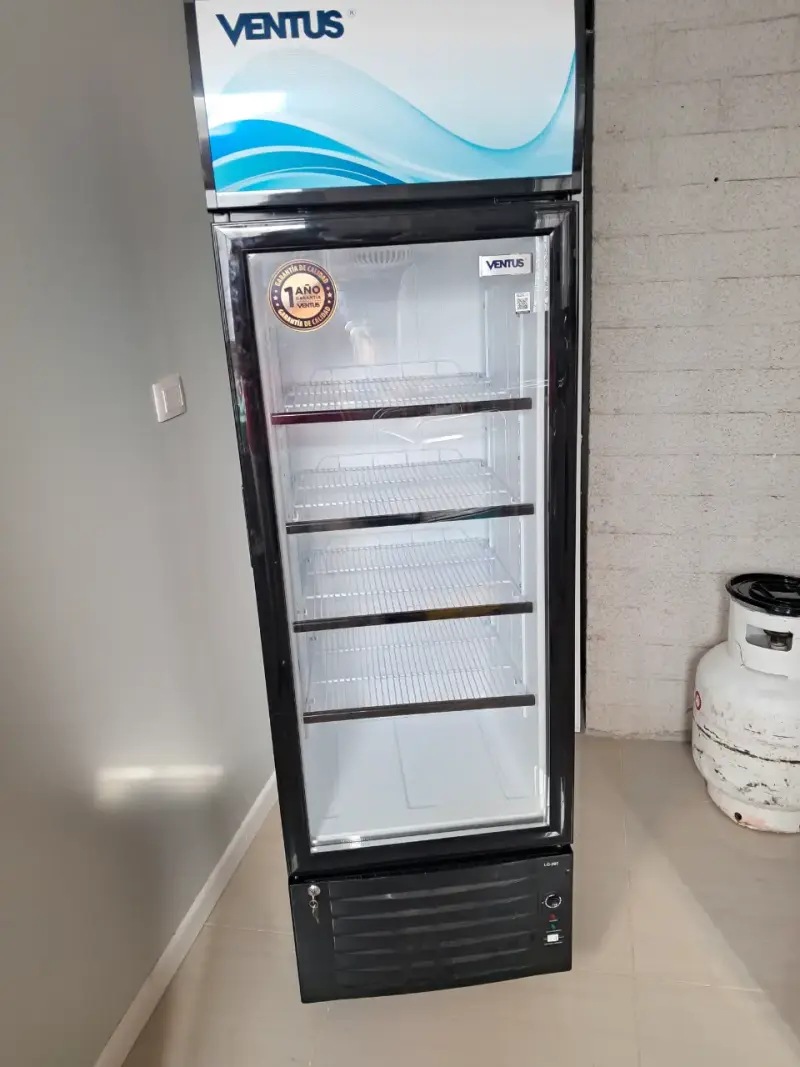 Refrigerador exhibidor Ventus vertical - 2