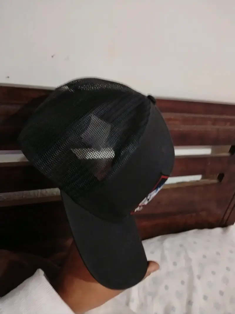 Gorra negra Columbia con logo de montaña - 2