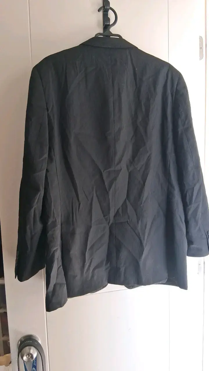 Blazer negro elegante para hombre - 3