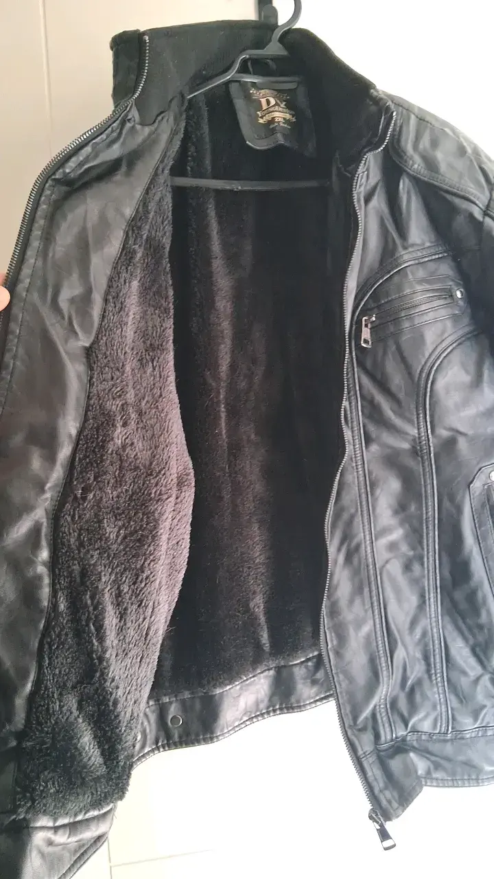 Chaqueta de cuero negra estilo motociclista - 2