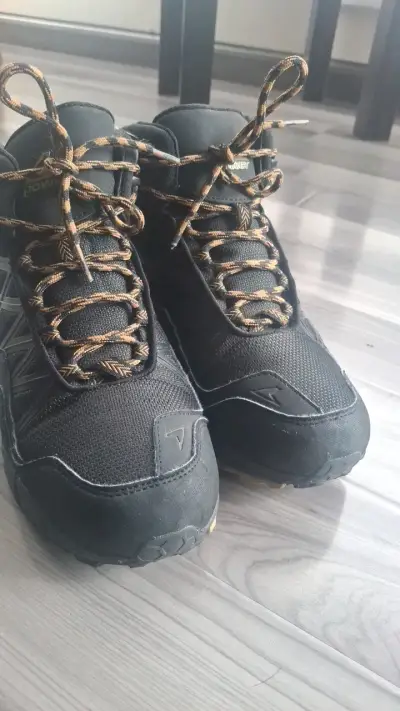 Botas de trekking impermeables negras - miniatura 2