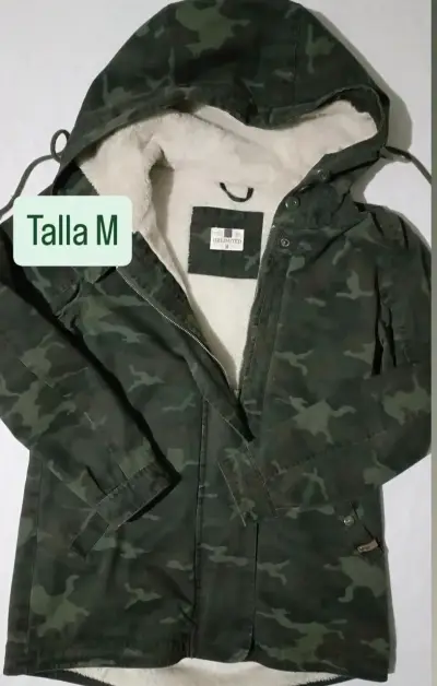 Chaqueta camuflada con capucha talla M - miniatura 1
