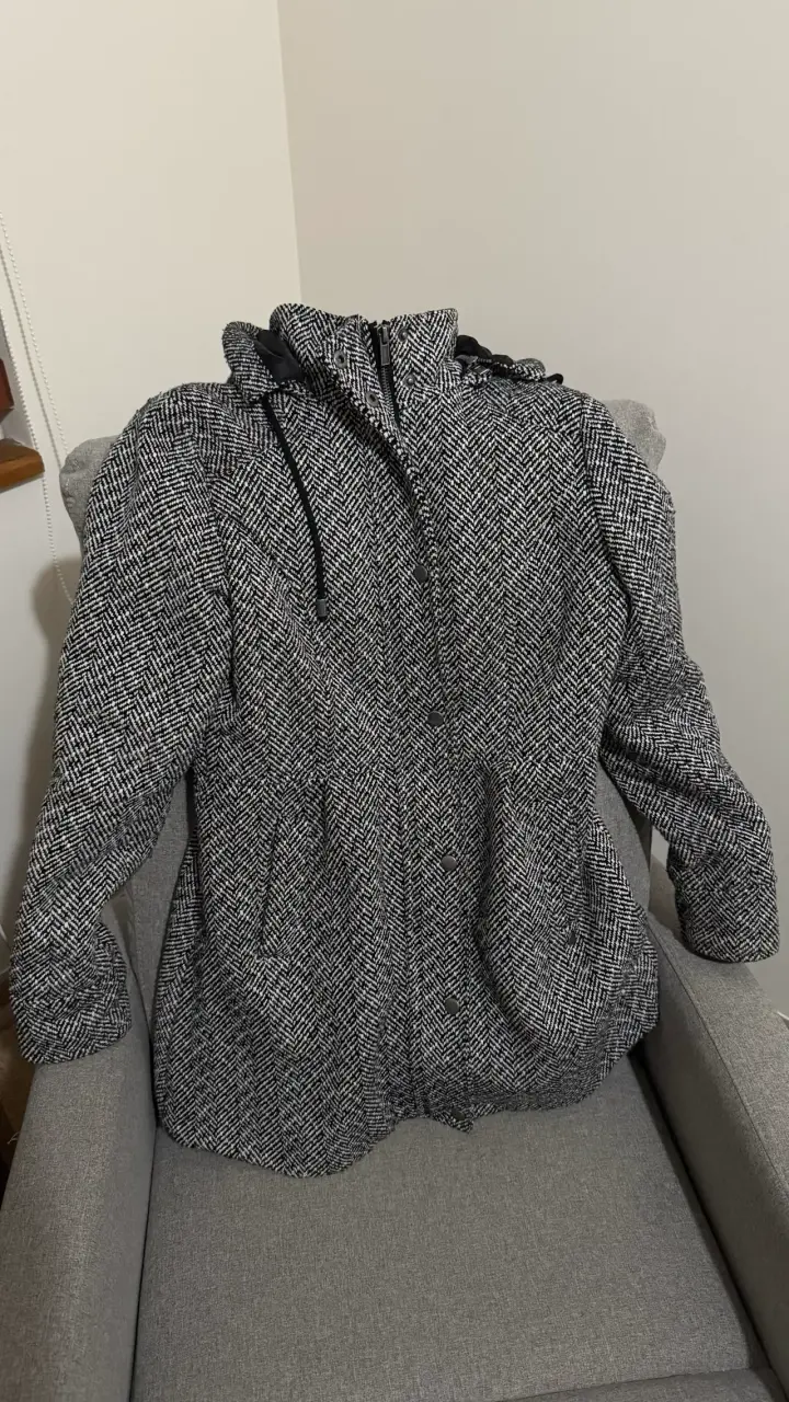 Abrigo de lana con capucha gris y negro - 2