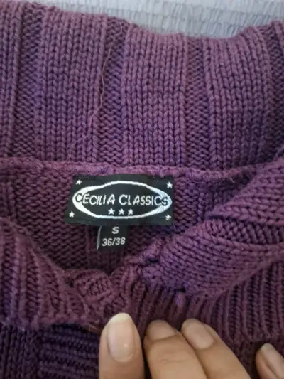 Suéter morado de punto grueso para mujer - miniatura 4