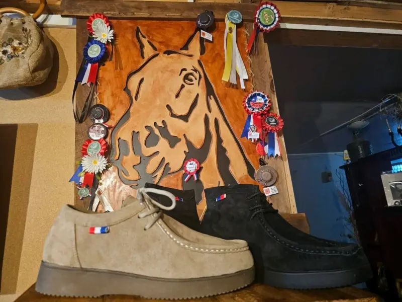 Zapatos de cuero Thunder en negro y beige - 2