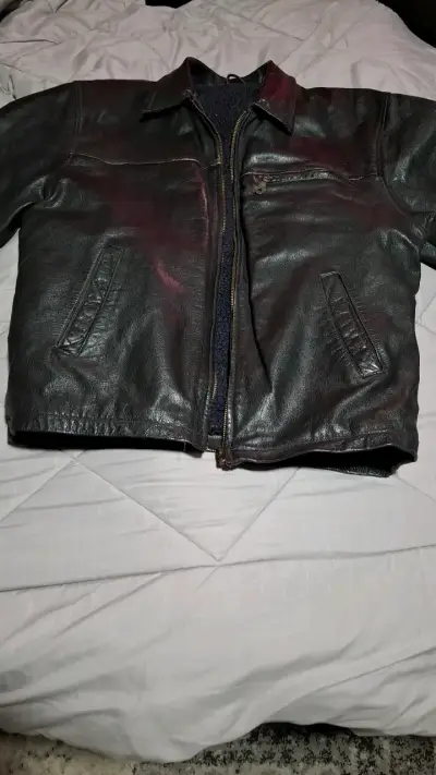 Chaqueta de cuero negra para hombre - miniatura 1