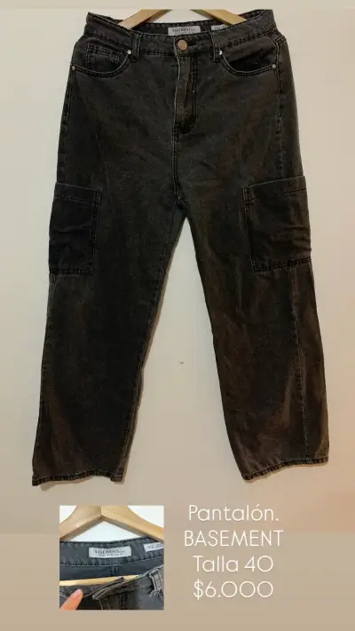 Pantalón negro Basement talla 40 - miniatura 1
