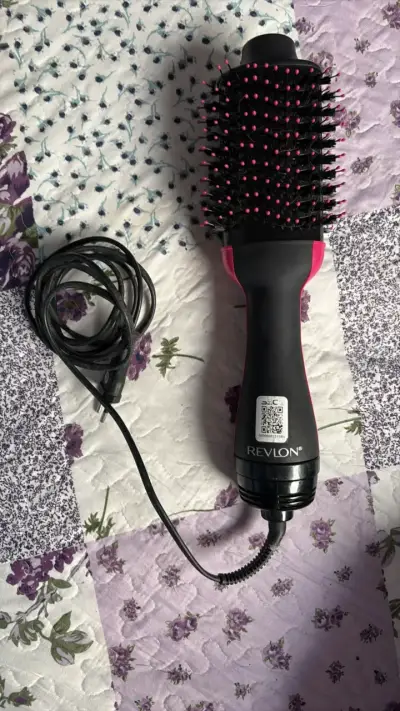 Cepillo secador Revlon One-Step negro - miniatura 2