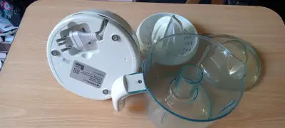 Exprimidor eléctrico de jugos Philips - miniatura 5