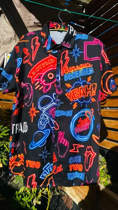 Conjunto Camisa estampada neón estilo retro - miniatura 2