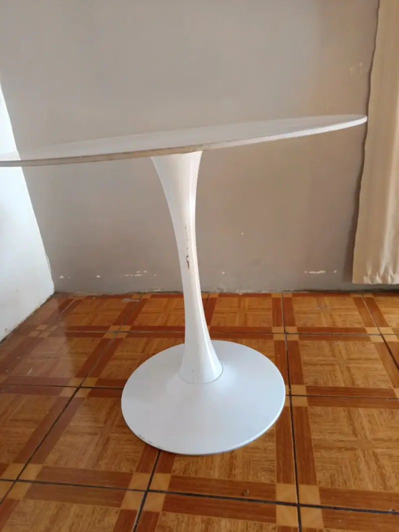 Mesa Tulip blanca de 80 cm - 2