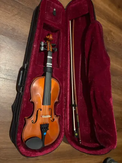 Violín clásico con estuche y arco. Rondo GV102 1/2 - miniatura 2