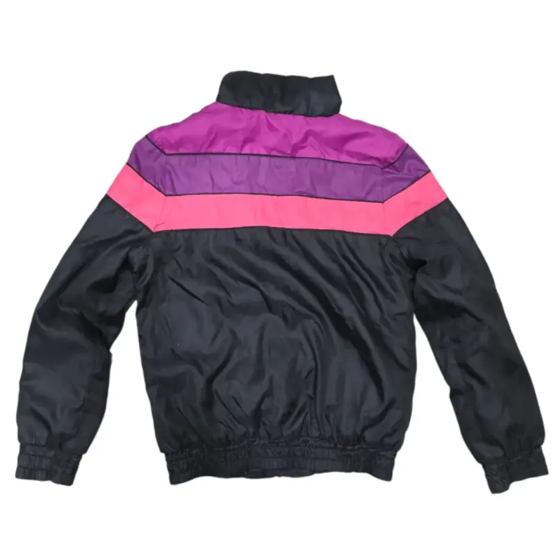 Chaqueta  retro negra con detalles morados - 4