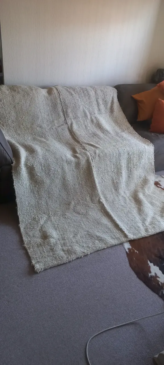 Manta o alfombra beige de lana de oveja - 3