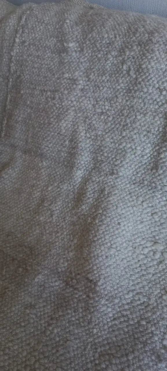 Manta o alfombra beige de lana de oveja - 4