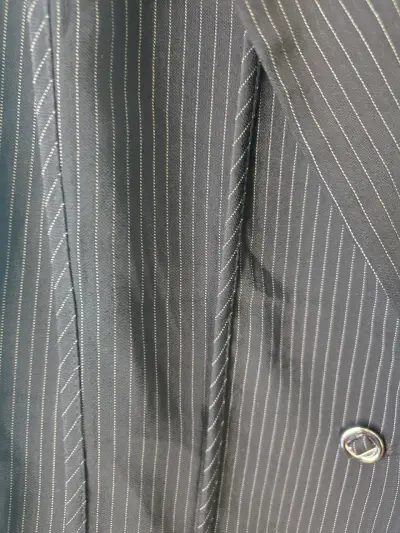 Blazer a rayas gris elegante - miniatura 2