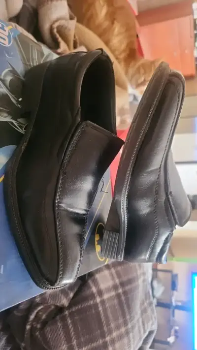 Zapatos formales de cuero negro para hombre - miniatura 1