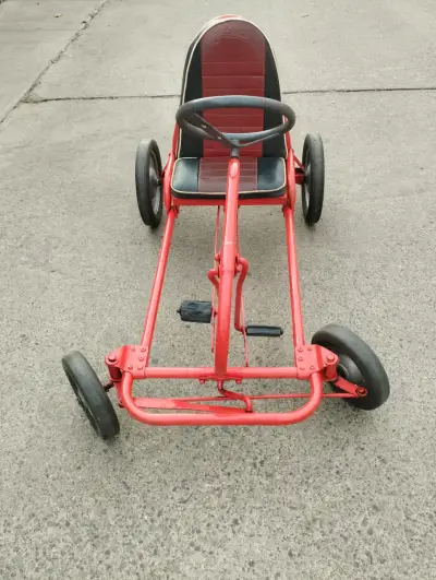 Kart a pedales rojo para niñ@s - miniatura 1