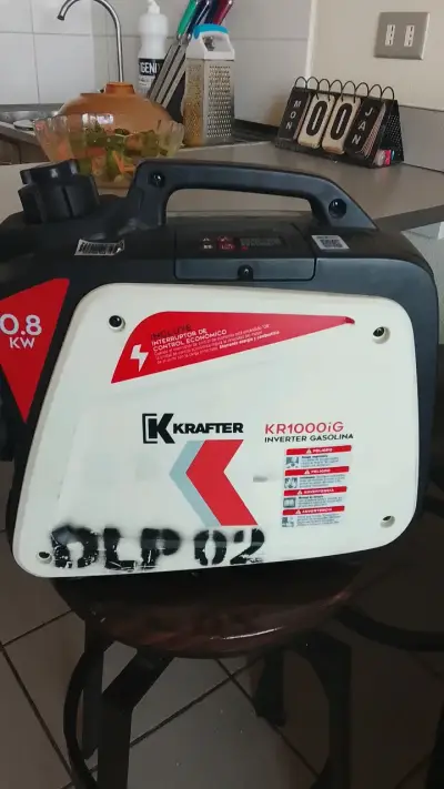 Generador a gasolina Krafter KR1000iG 0.8KW - miniatura 1
