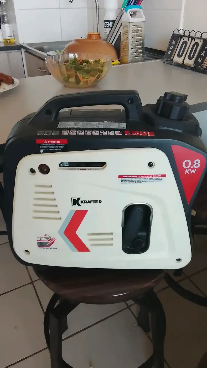 Generador a gasolina Krafter KR1000iG 0.8KW - 2
