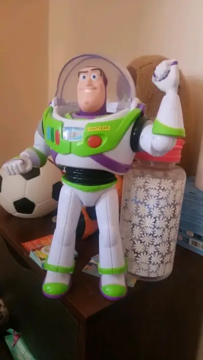 Figura de acción Buzz Lightyear Toy Story - miniatura 1