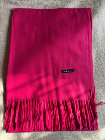 Bufanda de cashmere fucsia con flecos - miniatura 1