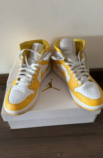Zapatillas Nike Air Jordan 1 Mid Originales - miniatura 3