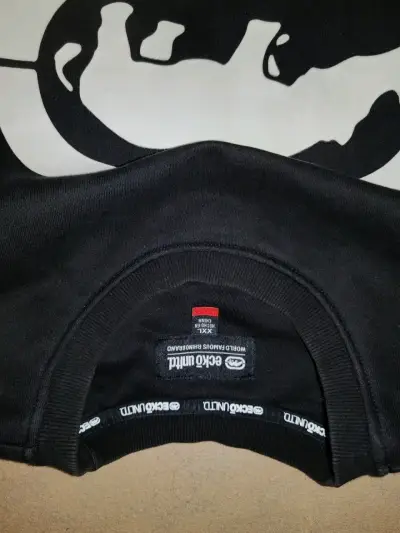 Polerón negro marca ecko - miniatura 2