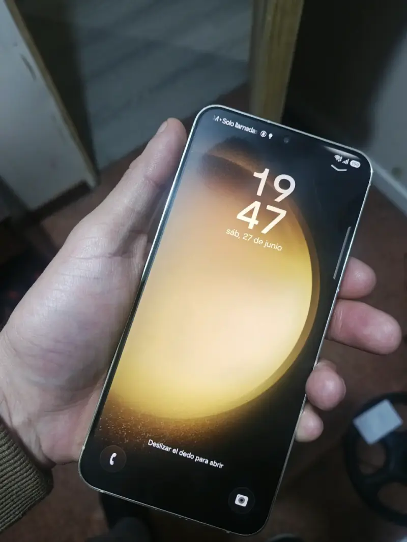 Samsung Galaxy s23 plus 256gb solo sim 2 - 1