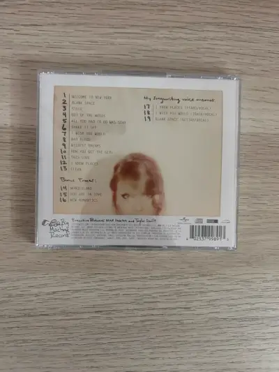 CD 1989 deluxe con polaroids - Taylor Swift - miniatura 4