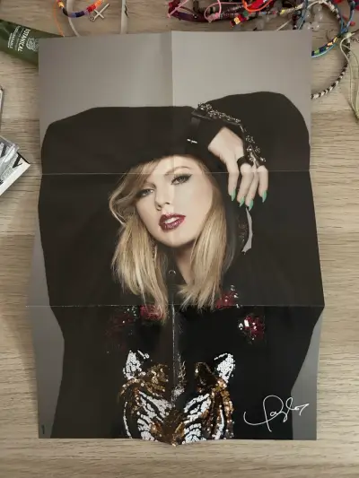 CD Taylor Swift Reputation con posters - miniatura 4