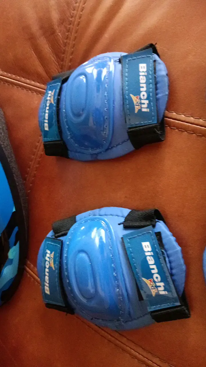 Casco de ciclismo Bianchi azul camuflado - 2