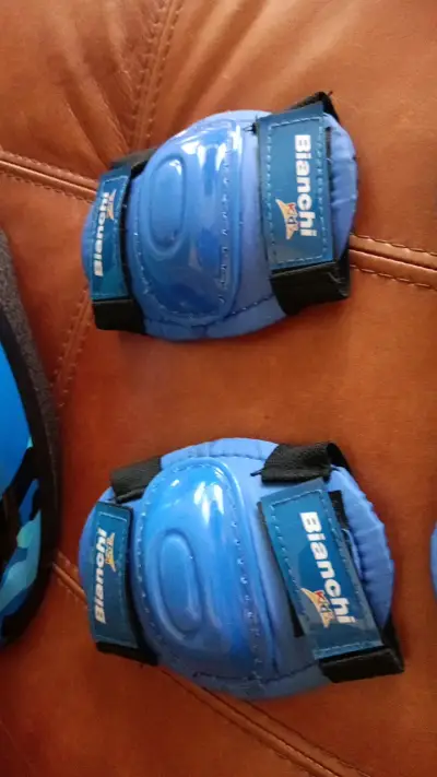 Casco de ciclismo Bianchi azul camuflado - miniatura 2