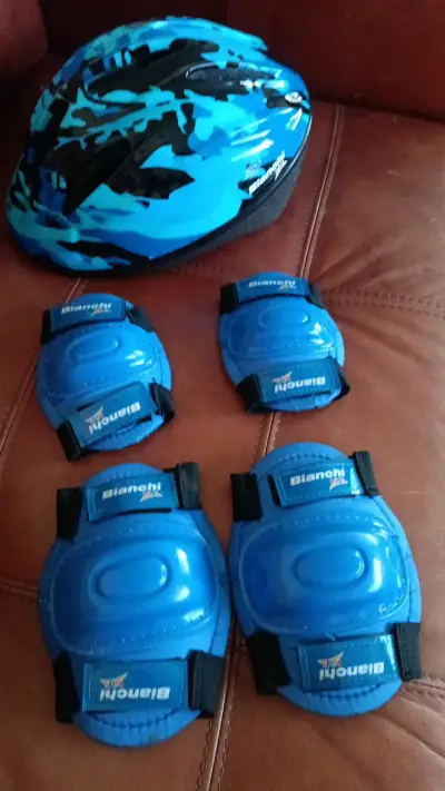 Casco de ciclismo Bianchi azul camuflado - miniatura 4